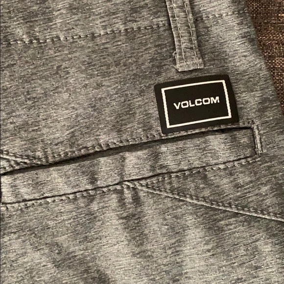 Boys Volcom Surf & Turf shorts - Picture 5 of 5